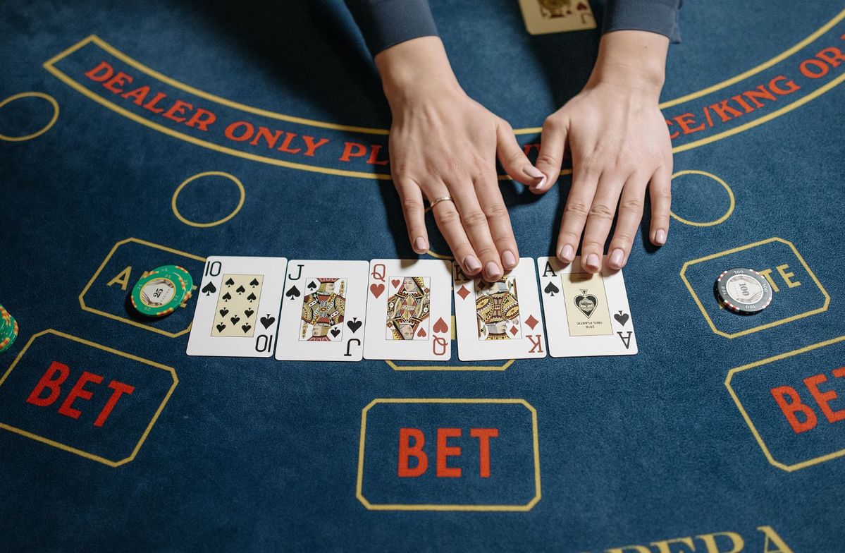 NineCasino Live Casino